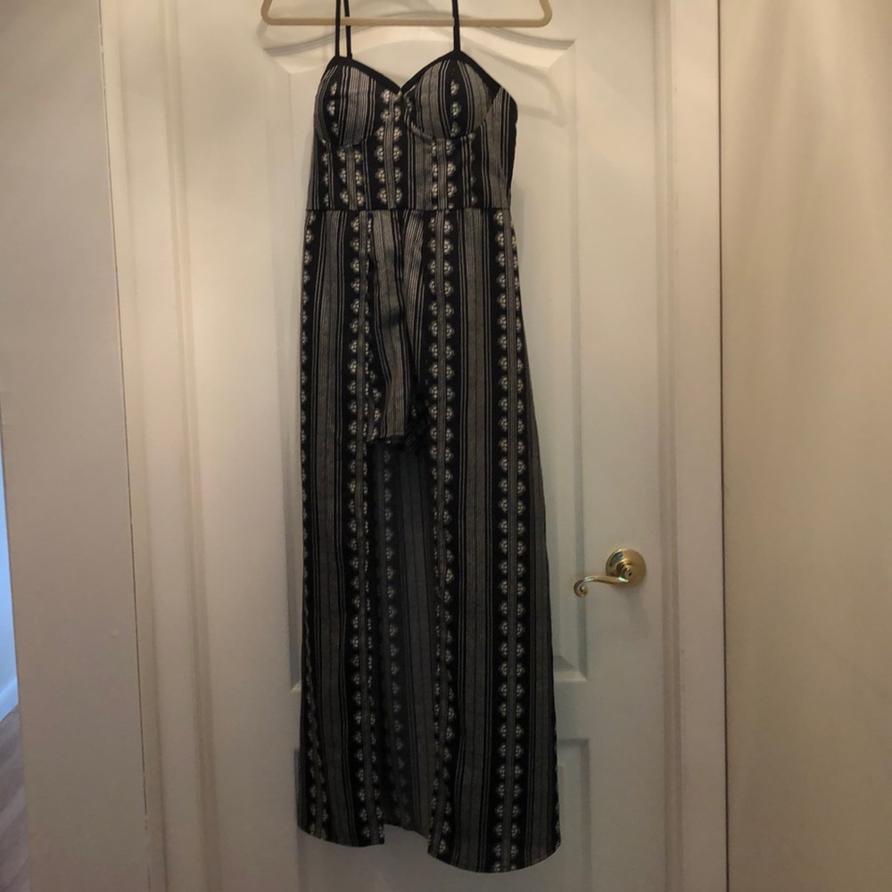 NEW NWT Romper shorts with with open front skirt